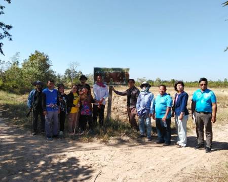 วันที่ 18 ธันวาคม 2568 เวลา 09.00 น.นายสมควร พลพวก นายกเทศมนตรีตำบลบ้านกอก  เข้าร่วมปรึกษาหารือการใช้พื้นที่ และชี้แนวเขตที่ทิ้งดินบ่อเสียวและแนวเขตที่ติดบริเวณสถานที่ก่อสร้างโคงการแก้มลิงหนองคำพร้อมอาคารประกอบ ซึ่งเป็นโครงการอันเนื่องมาจากพระราชดำริ  