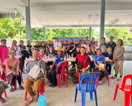 วันที่ 17 มีนาคม 2569 เวลา 08.30 น. - 16.30 น.งานสาธารณสุขและสิ่งแวดล้อมเทศบาลตำบลบ้านกอก นำโดยนายอัษฎายุทธ กุแก้ว ปลัดเทศบาล ออกให้บริการฉีดวัคซีนป้องกันโรคพิษสุนัขบ้า ตามโครงการสัตว์ปลอดโรค คนปลอดภัยจากโรคพิษสุนัข ณ ศาลาวัดเก่าบ้านนาแก้วหมู่ที่ 2 