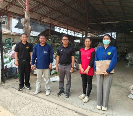 วันที่ 19 มีนาคม 2569 เวลา 09.30 น. นายบุญธรรม บุญเศรษฐ์ หัวหน้าสำนักปลัดเทศบาล พร้อมด้วยนักพัฒนาชุมชน นักป้องกันและบรรเทาสาธารณภัย และเจ้าพนักงานสาธารณสุข ลงพื้นที่ตรวจสถานประกอบการค้าของเก่าพร้อมให้คำแนะนำผู้ประกอบการ เพื่อพิจารณาออกใบอนุญาตประกอบกิจการ