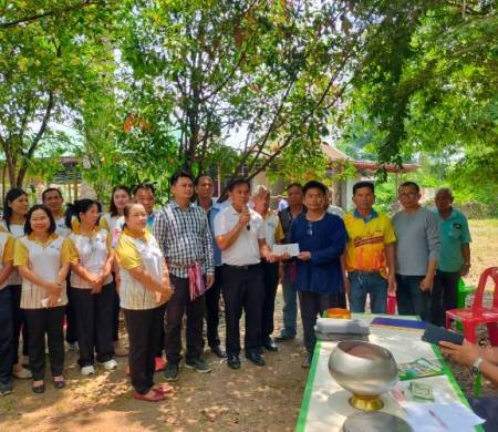 วันที่ 6 พฤษภาคม 2569 เวลา 11.00 น. นายสมควร พลพวก นายกเทศมนตรีตำบลบ้านกอก พร้อมด้วยคณะผู้บริหารประธานสภาเทศบาล สมาชิกสภาเทศบาล หัวหน้าส่วนราชการ พนักงานเจ้าหน้าที่เทศบาล ผู้นำชุมชน และประชาชนตำบลบ้านกอก หมู่ที่ 4 - 6 เข้าร่วมสักการะไหว้ดอนปู่ตาบ้านกอก